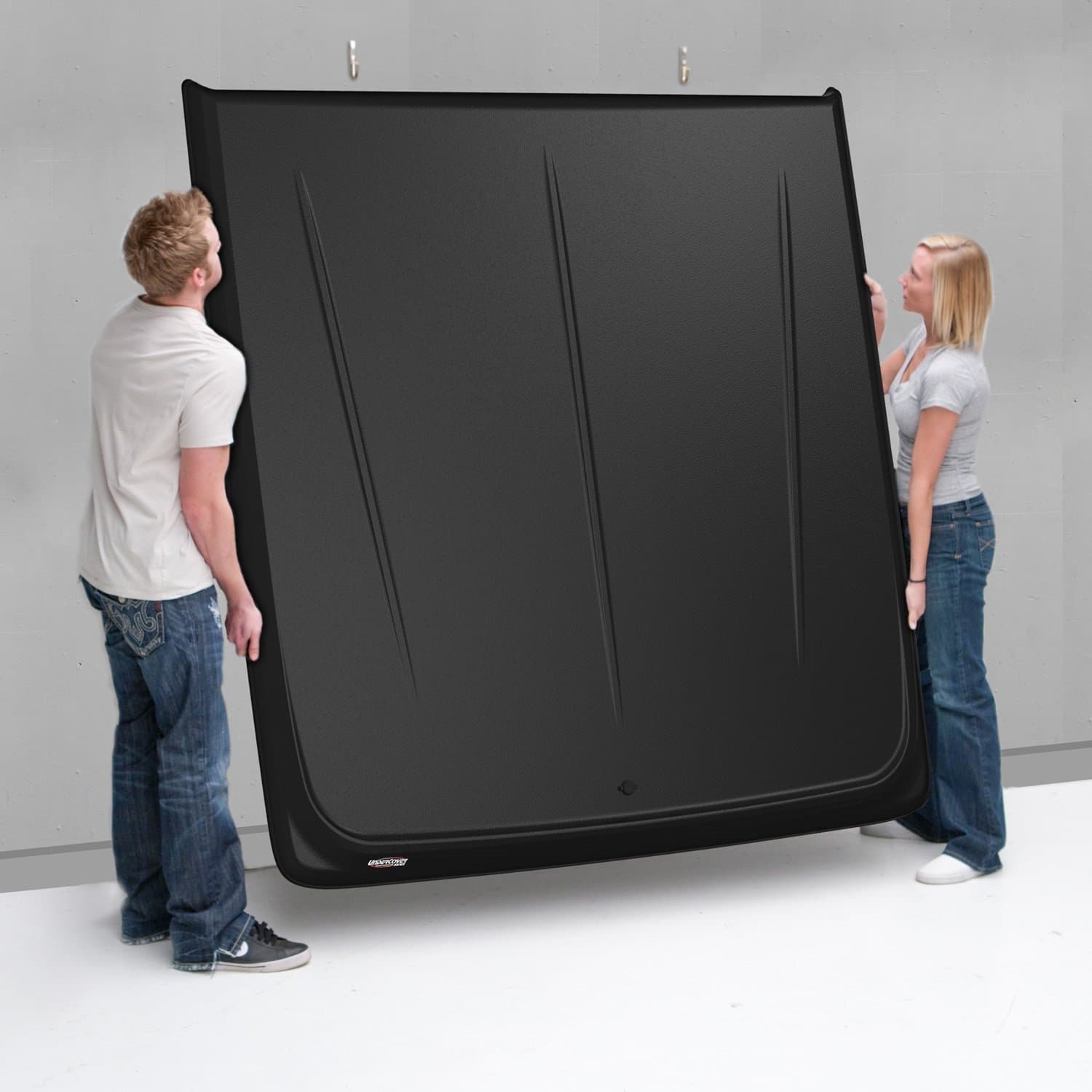 UnderCover Elite One-Piece Tonneau Cover | Fits 2014-2021 Toyota Tundra 6'7" Bed (78.7")