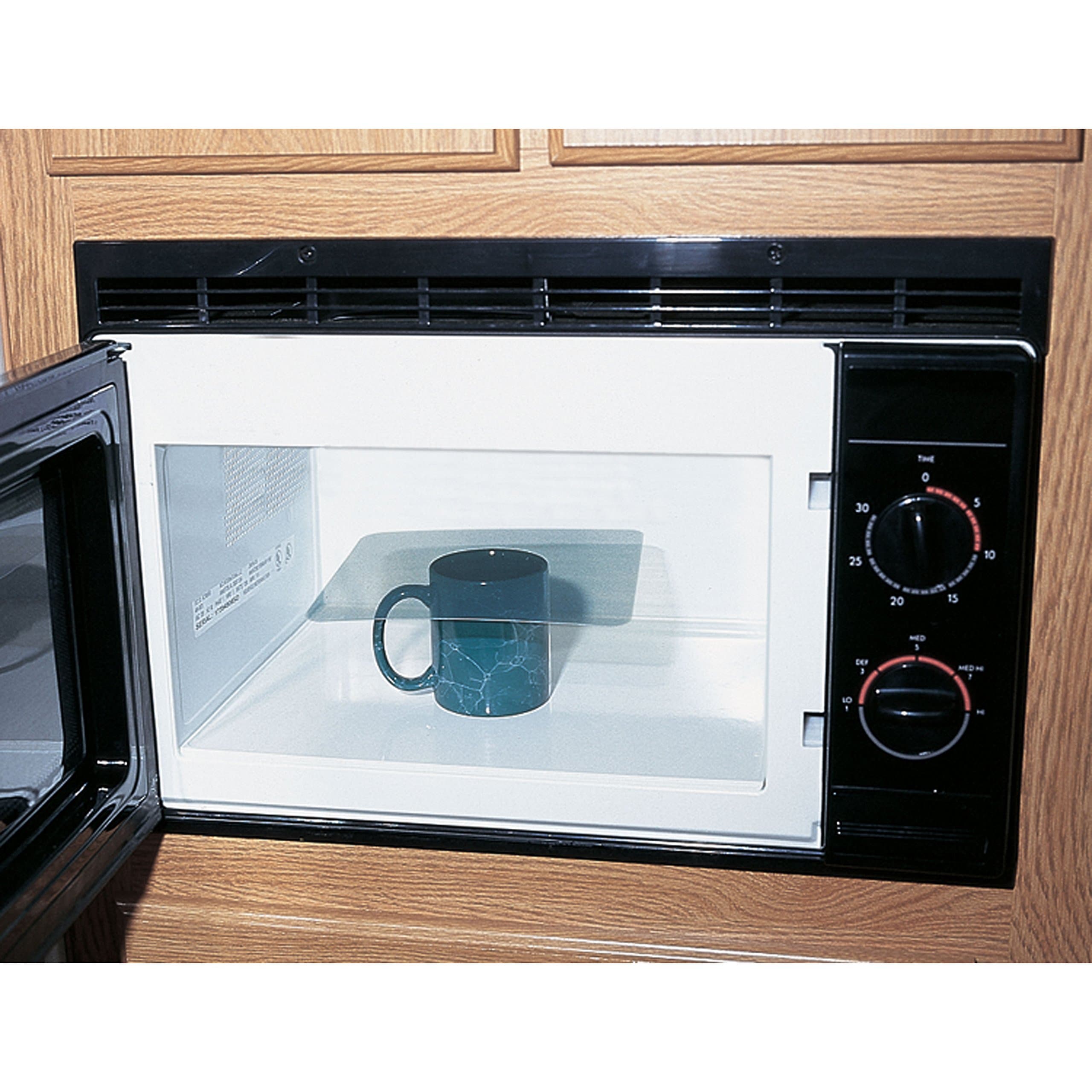 Camco Microwave Cooking Cover | Vented Polypropylene Splatter Guard, 5" x 5"